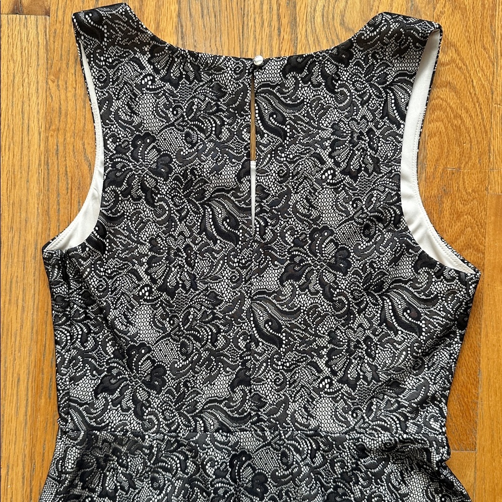 Express Black and White Patterned Mini Dress - Picture 6 of 8